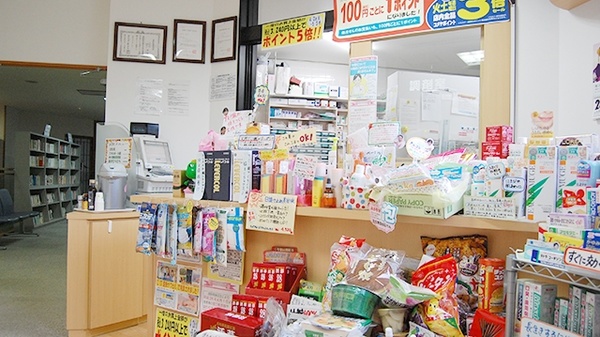 白峰コメヤ薬局_4