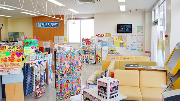 野々市三納コメヤ薬局_4