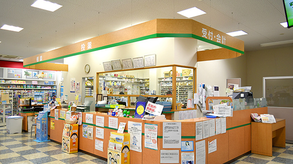 ヤスイ薬局 白庭台_4