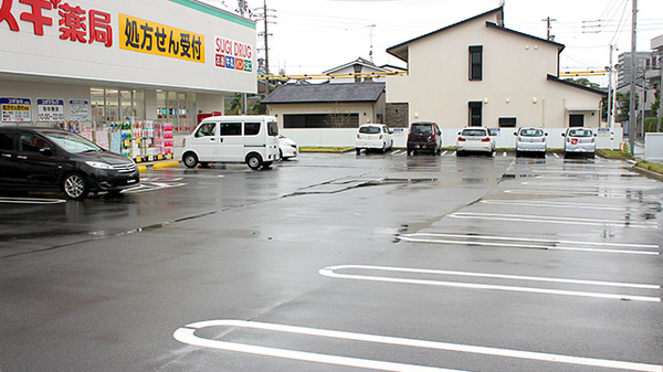 スギ薬局　汐路店_2