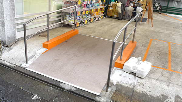 スギ薬局　立川錦町店_3
