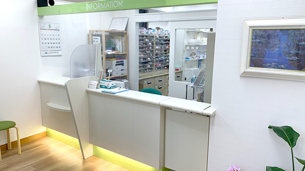アール薬局　百道店_3