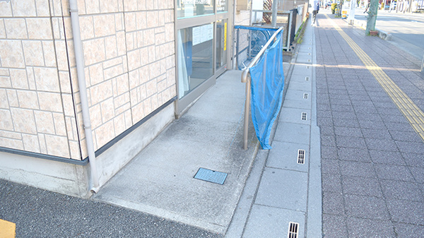 鳩ケ谷駅前薬局_5