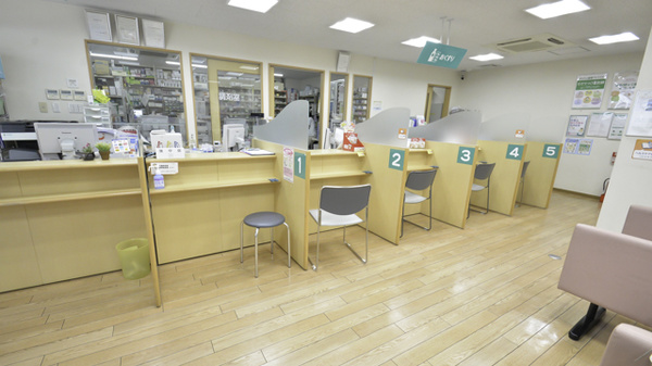 そうごう薬局　久留米医大前店_3