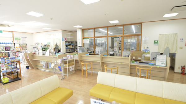 そうごう薬局　小長井店_4