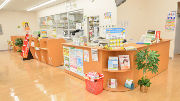 スギ薬局　蒲郡店_4