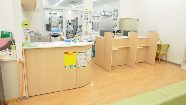 スギ薬局　大山田店_3