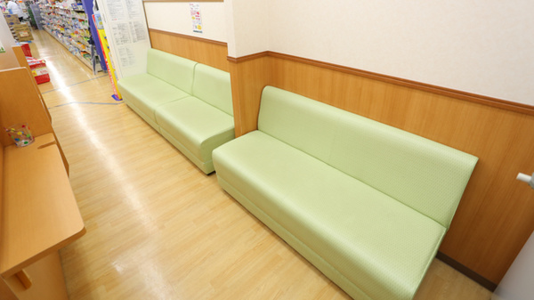 スギ薬局　神戸駅前店_4