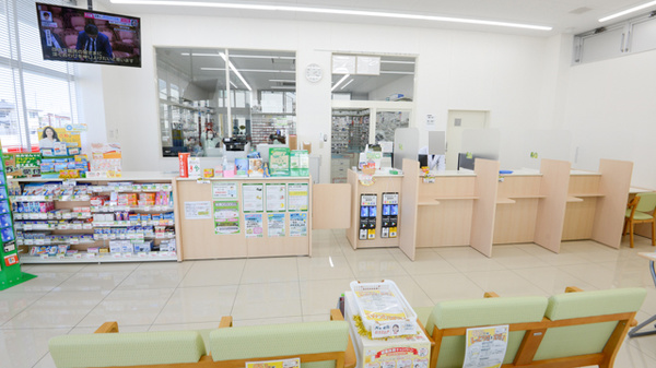 スギ薬局　宇治徳洲会病院前店_3