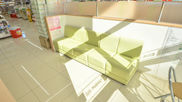スギ薬局　粟野東店_4