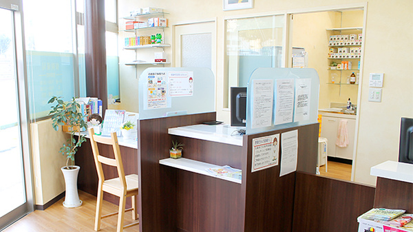 スズラン薬局　摂津富田店_3