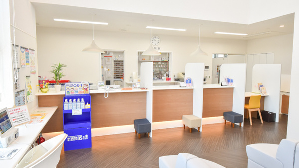 ほばら薬局日赤前店_3