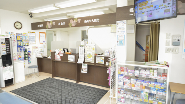 調剤薬局ツルハドラッグ旭川日赤前店_4