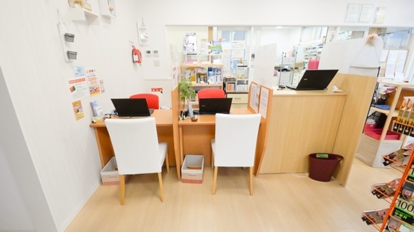 レデイ薬局星の岡店_3