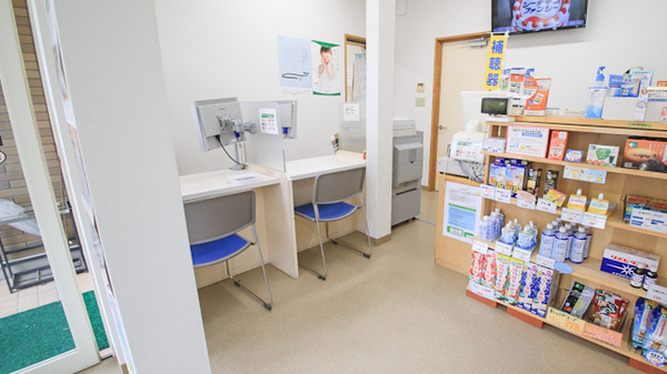 ナツメ薬局 堀田店_3