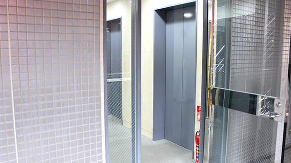 みらくる薬局　新宿三丁目店_2