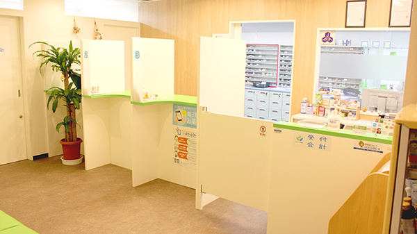 みらくる薬局　新宿三丁目店_3