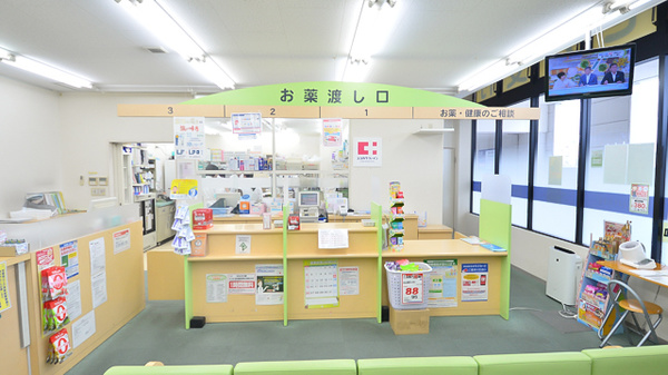 ライフォート久宝寺駅前薬局_4