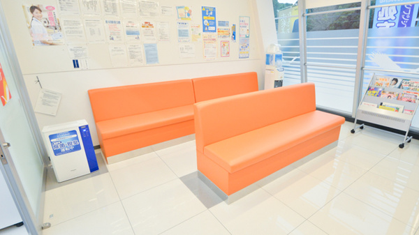 調剤薬局ツルハドラッグ新飯塚店_4