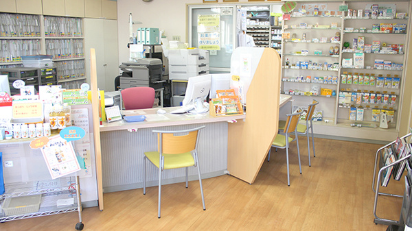 サンケア薬局 白銀店_3