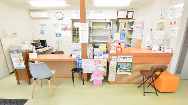 保原薬局やぎた店_3