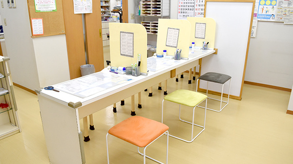 二の宮薬局東店_3
