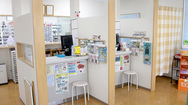 あすなろ薬局大越店_4