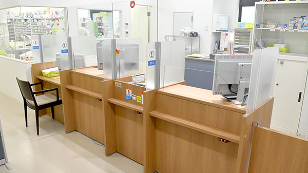 つる薬局鶴見店_3