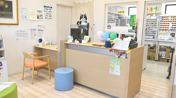 青い森薬局山代店_3