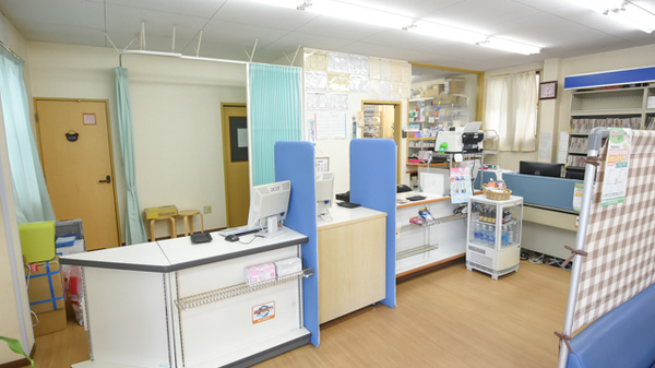 スマイル薬局田島店_3