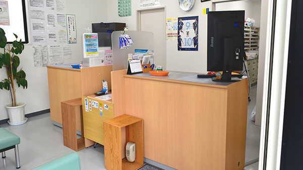 アクア薬局日の出町店_3