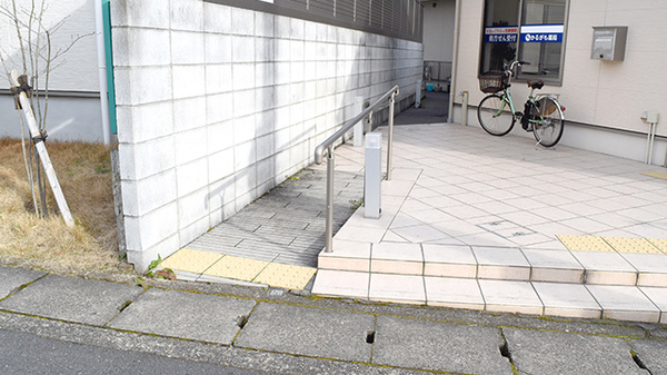 かるがも薬局　岩倉店_3