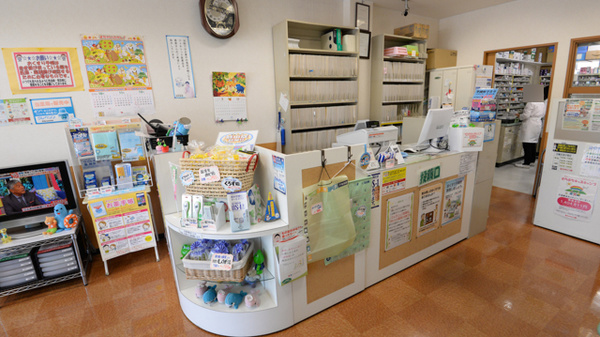 キリン堂薬局　東香里店_2