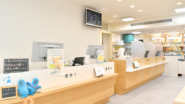 笹川薬局千里中央店_3