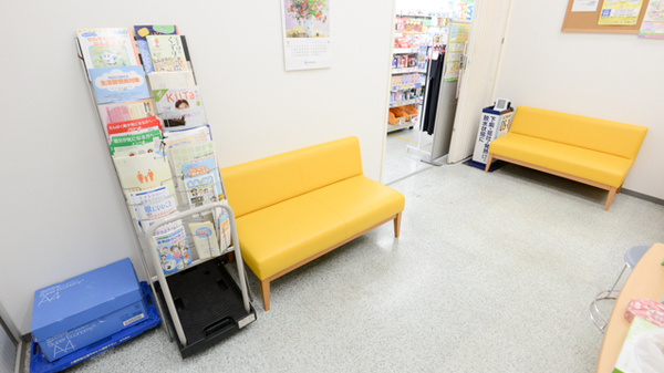 キリン堂薬局　川西西店_4