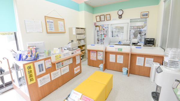 キリン堂薬局　藤原台店_3
