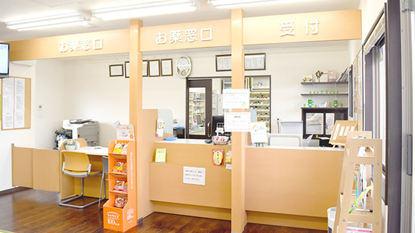 サカエ薬局真壁店_4