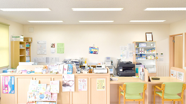 トマト調剤薬局 知恵島店_3