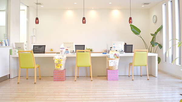 野間薬局　麦野店_3