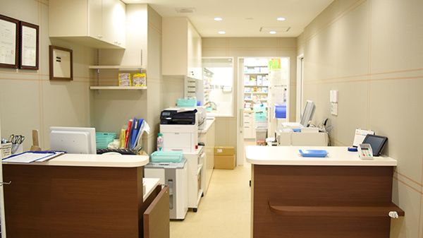 かるがも薬局　八尾店_3