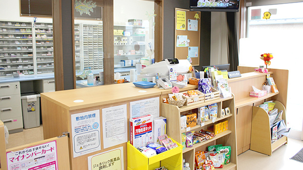 コスモ調剤薬局　麓山店_3