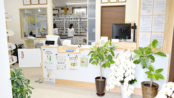 大洞薬局　加野店_3