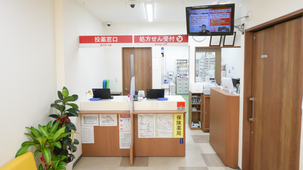 キリン堂薬局　城東今福西店_3