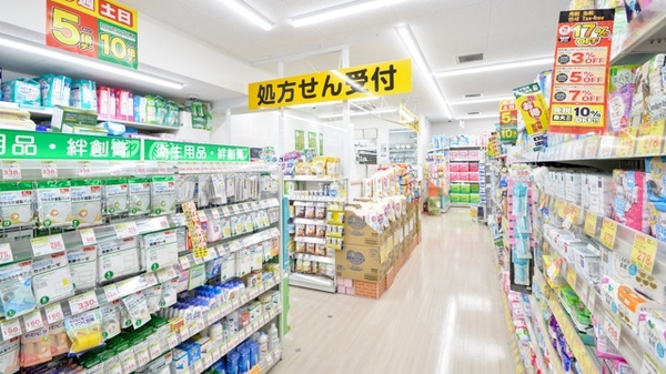スギ薬局　桃谷店_3