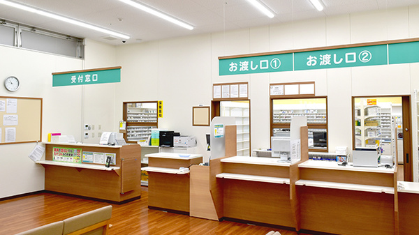 杏林堂薬局　新所原駅南店_4