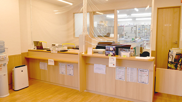 ツバサ薬局　桂駅東店_4