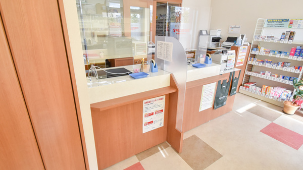 キリン堂薬局　城陽寺田駅前店_3