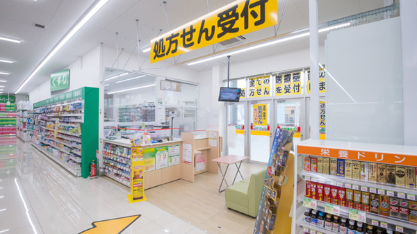 スギ薬局 牧御堂店_3
