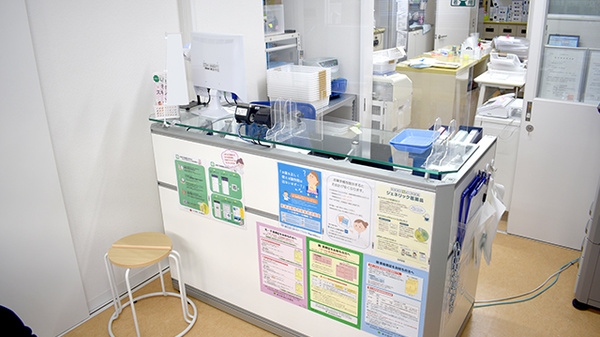 とまと薬局　西日暮里店_3
