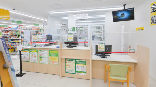 スギ薬局　南茨木店_4